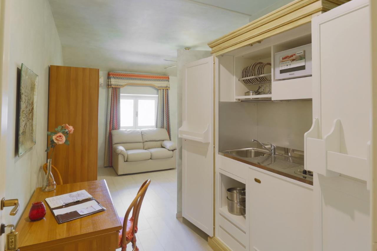 Park Hotel Villa Salzea Trofarello ภายนอก รูปภาพ