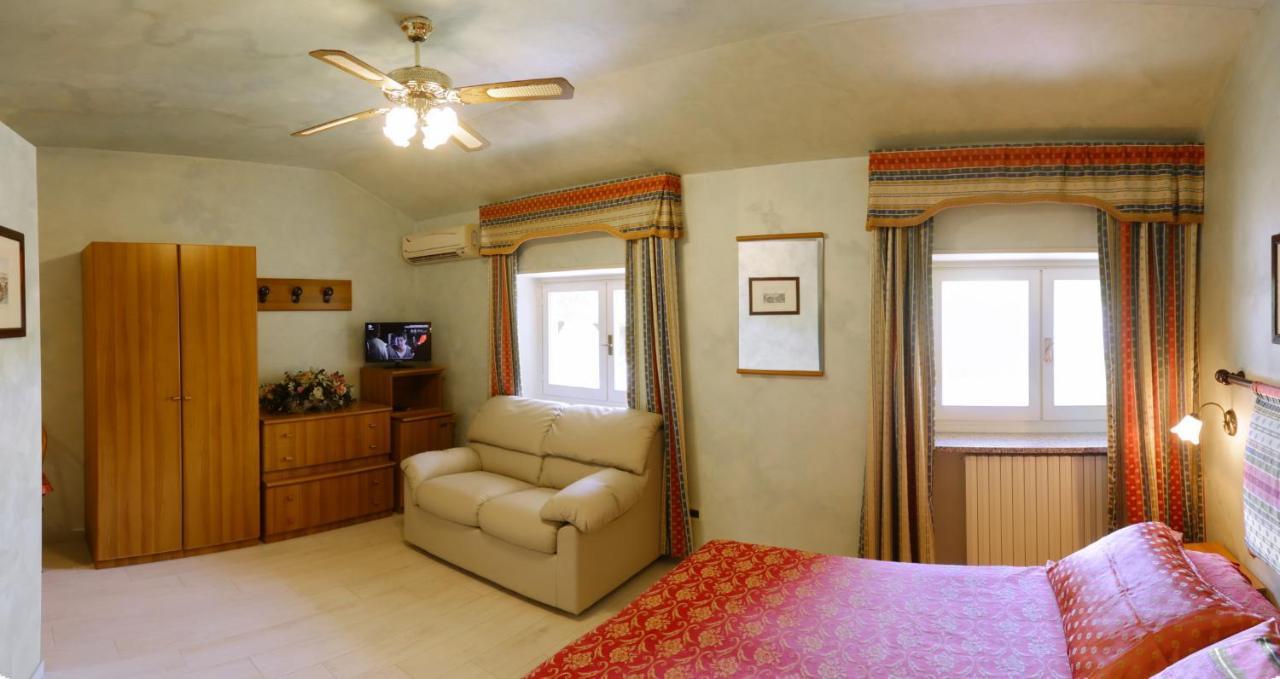 Park Hotel Villa Salzea Trofarello ภายนอก รูปภาพ
